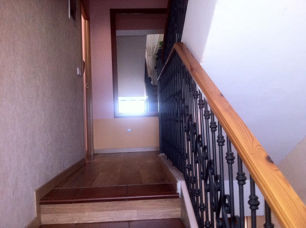Hostal Madrid Paris Буитраго-дель-Лосоя Экстерьер фото