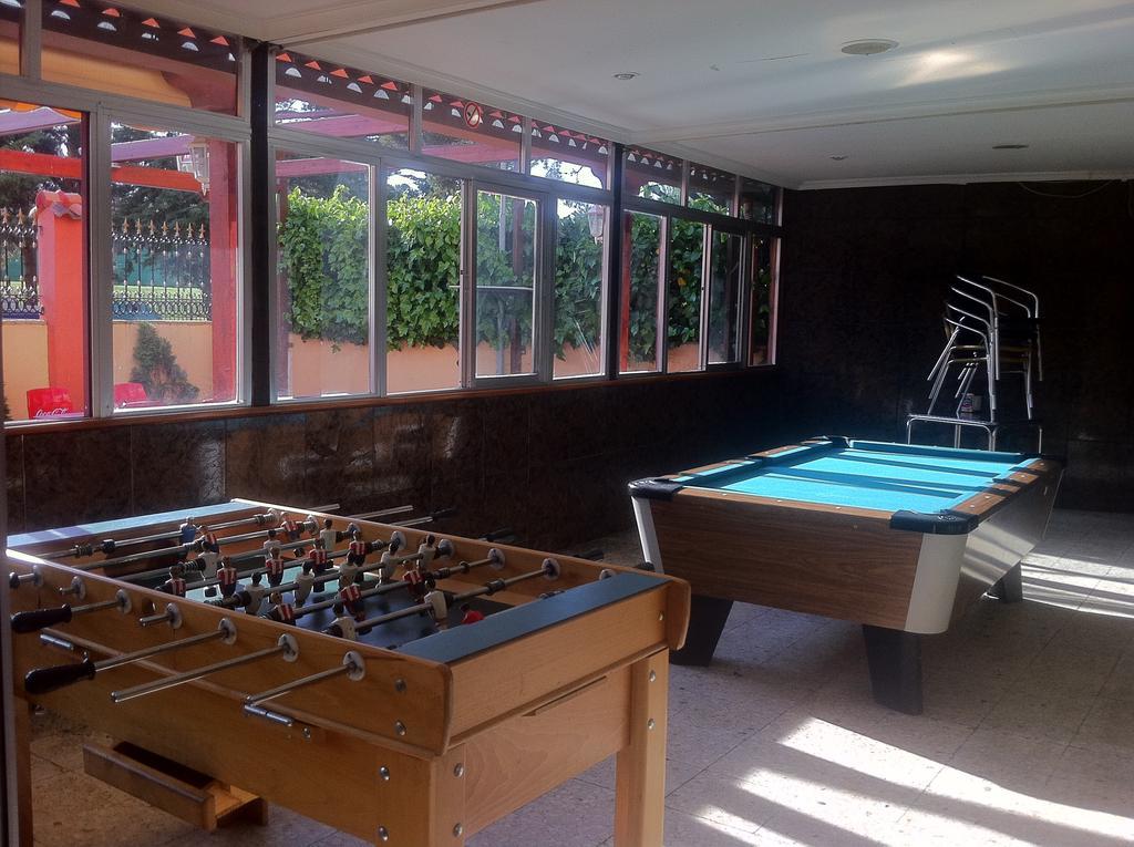 Hostal Madrid Paris Буитраго-дель-Лосоя Экстерьер фото