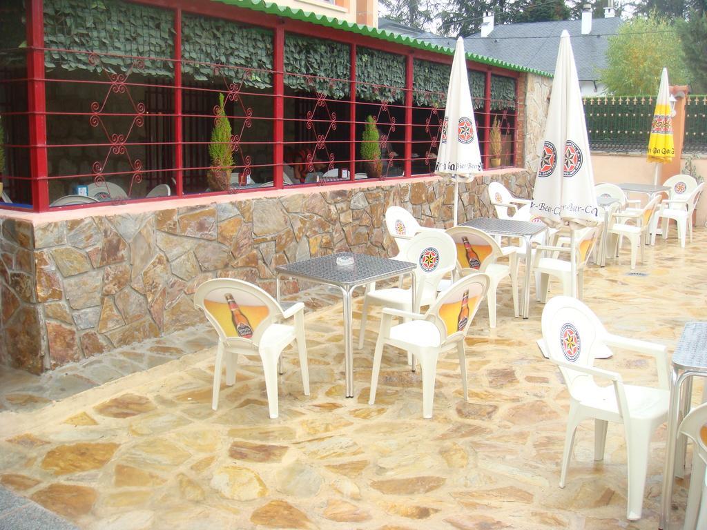 Hostal Madrid Paris Буитраго-дель-Лосоя Экстерьер фото